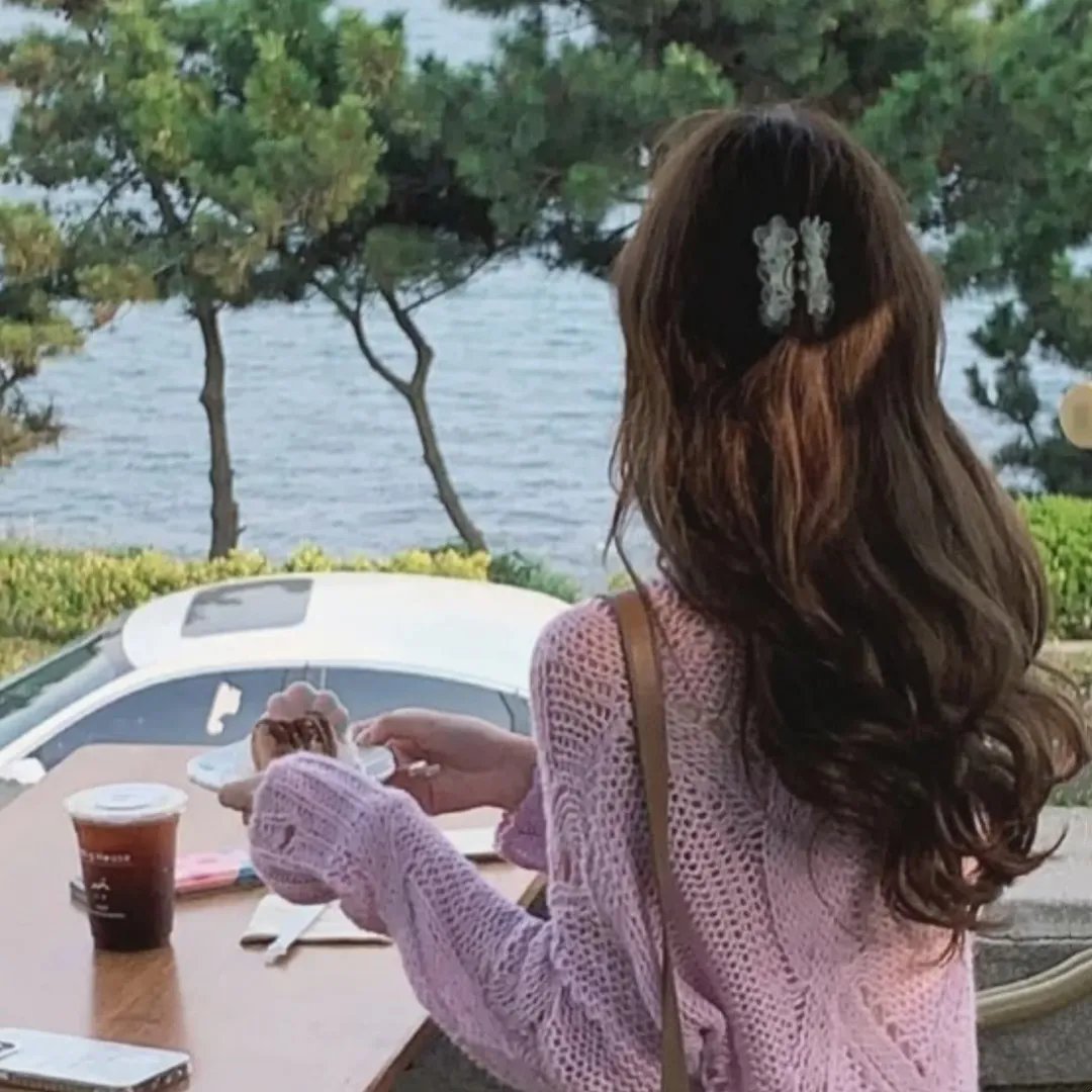 夏娃的对面房